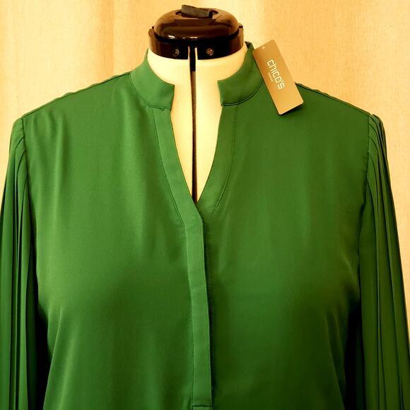 Chico's Elegant Green Blouse w/ Button Pleated Flare Sleeves | Size 2 (US 12) - Picture 4 of 10
